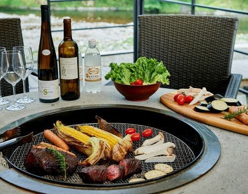 別館リバーフロント　バーベキューテラス