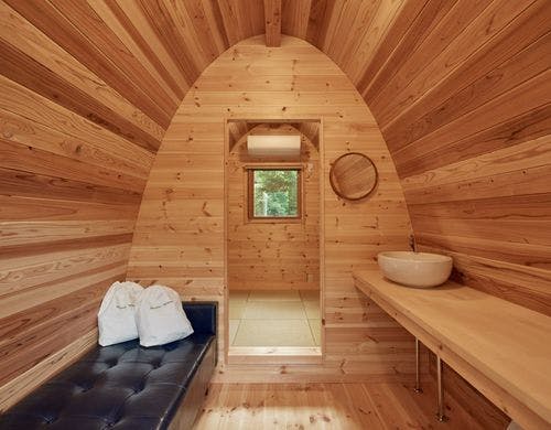 別館リバーフロント　ログハウス寝室棟内観