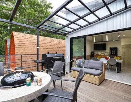 別館リバーフロント　テラス&ダイニング