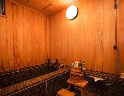 室内風呂もございます