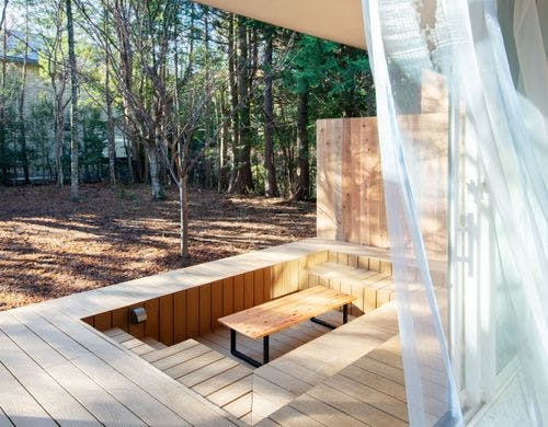 SHIROSUITE　ウッドデッキリビング