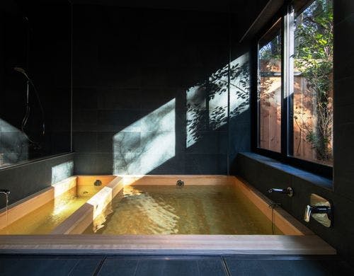 OKU SUITE 源泉かけ流し温泉。