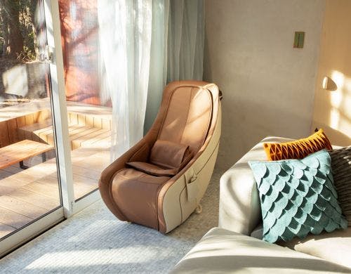 SHIRO SUITE マッサージチェアがございます