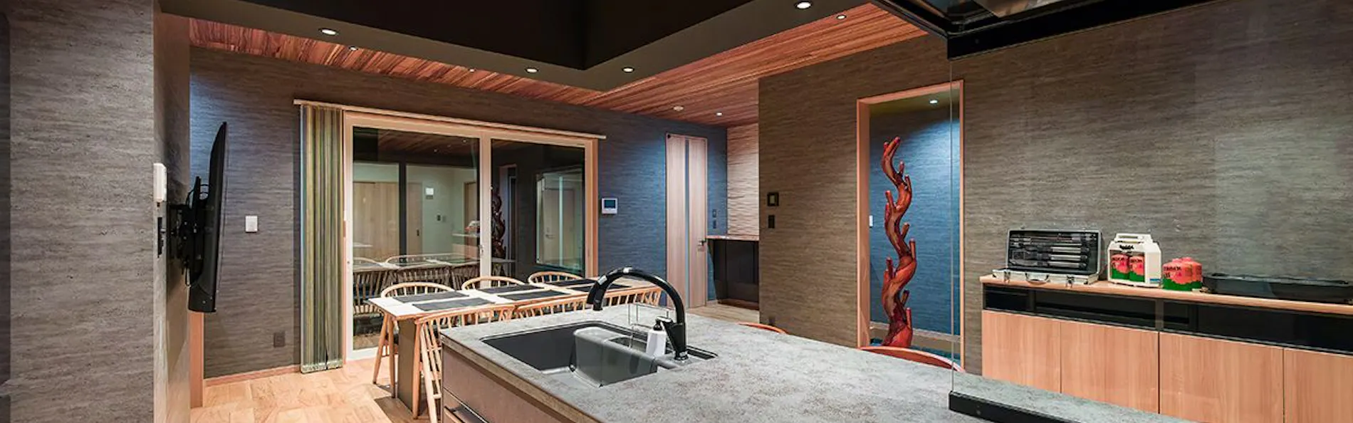 The Villa J1