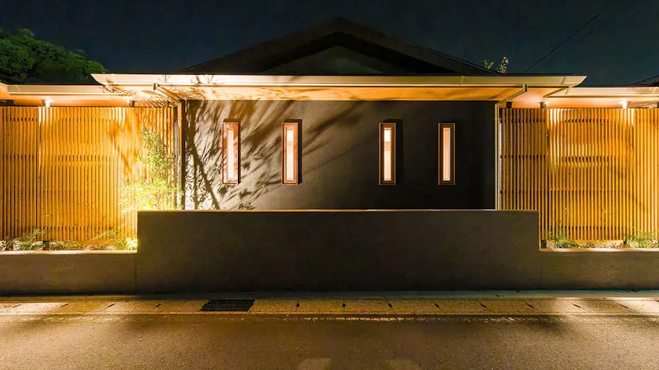 J1 Phoenix Pavilion