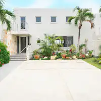 玄関側からの外観