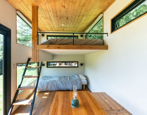 タイニーホテル トリプル ベッドルーム