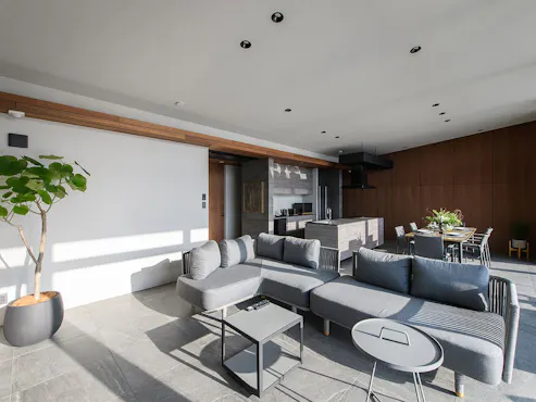 Venus (ภาพภายใน)