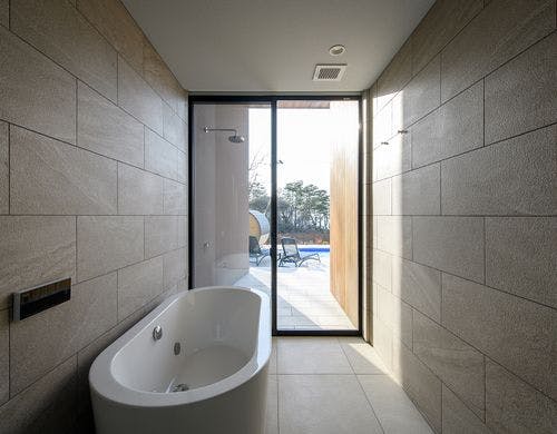 Uranus（室内イメージ）