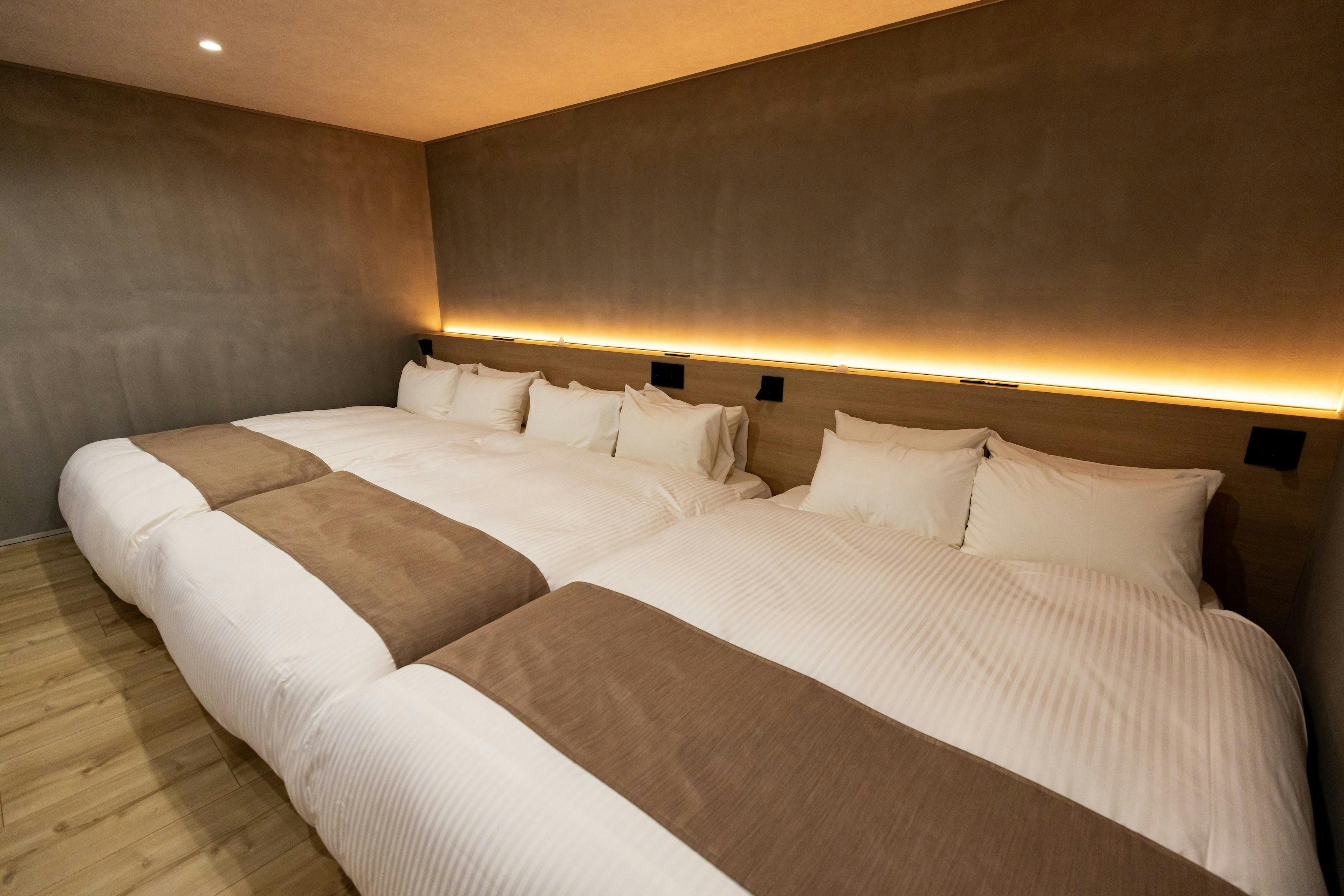 730HOTELS.