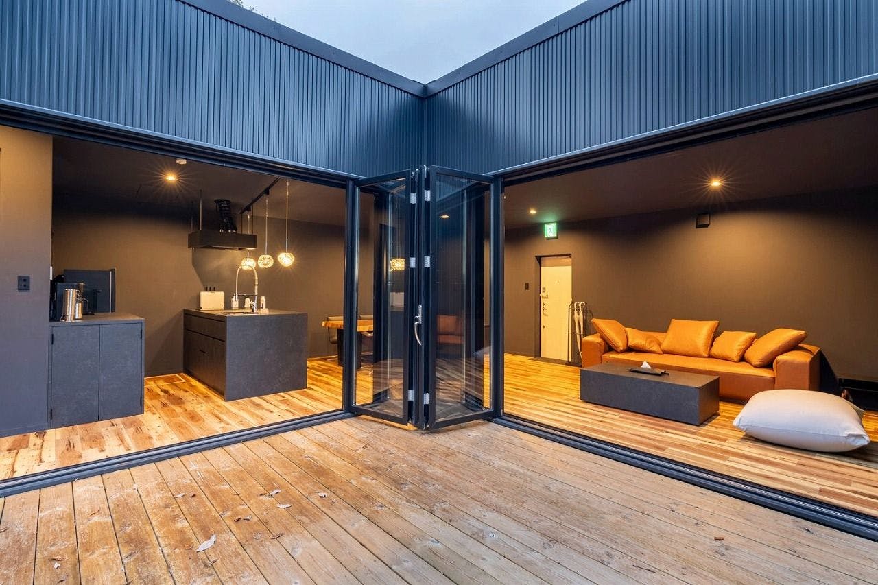 ご*ん様 House on the hill 80 L/STee(brown h ご*ん様 House on the hill 80 L/STee(brown h house on the hill L/S