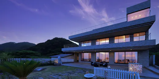 VILLA SHINRA