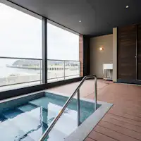 プールは夏季のみ(7~9月)の運転