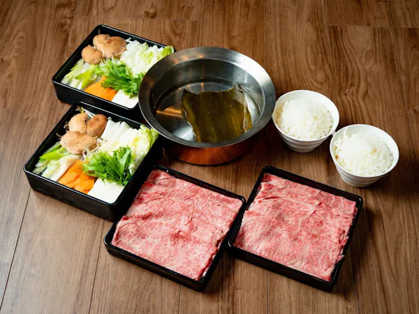 ドリンクインクルーシブ【夕食付(食材のみ)・甲州牛しゃぶしゃぶ】富士山眺望露天風呂・サウナ