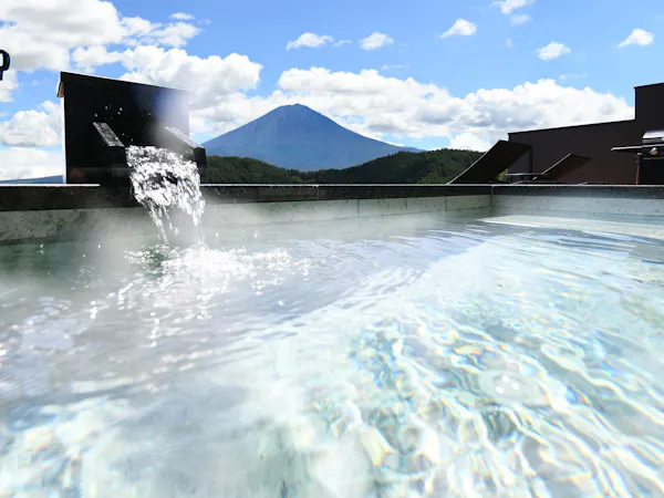 天然温泉露天風呂からの眺望