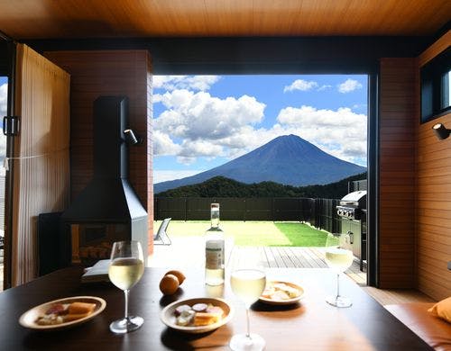 グランピングタイプ　アウターリビング（朝