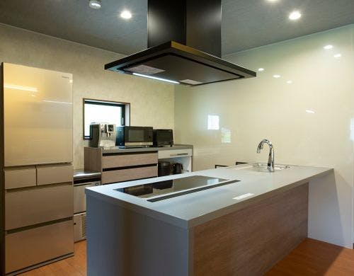 キッチンには、IHコンロも