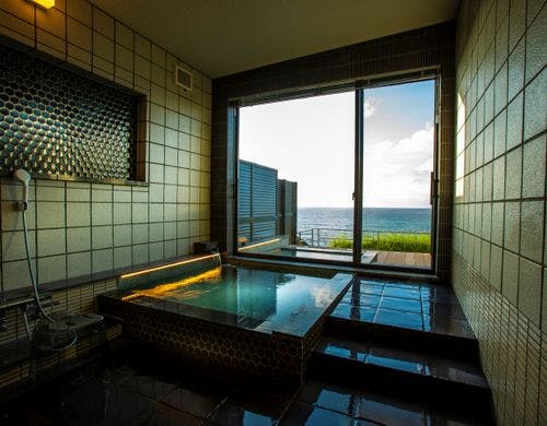 【お風呂】オーシャンビューの内湯