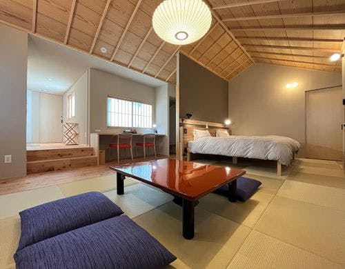 リビング＆ベッドスペース