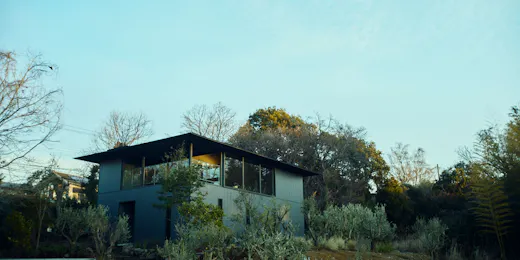 Hiire IZU OLIVE