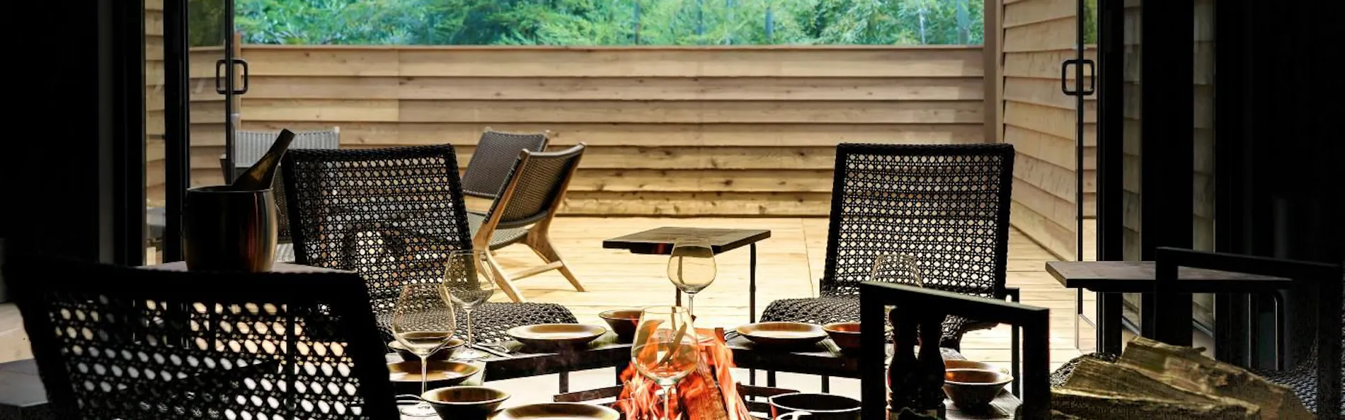 THE BASE GLAMPING ATAMI PREMIER
