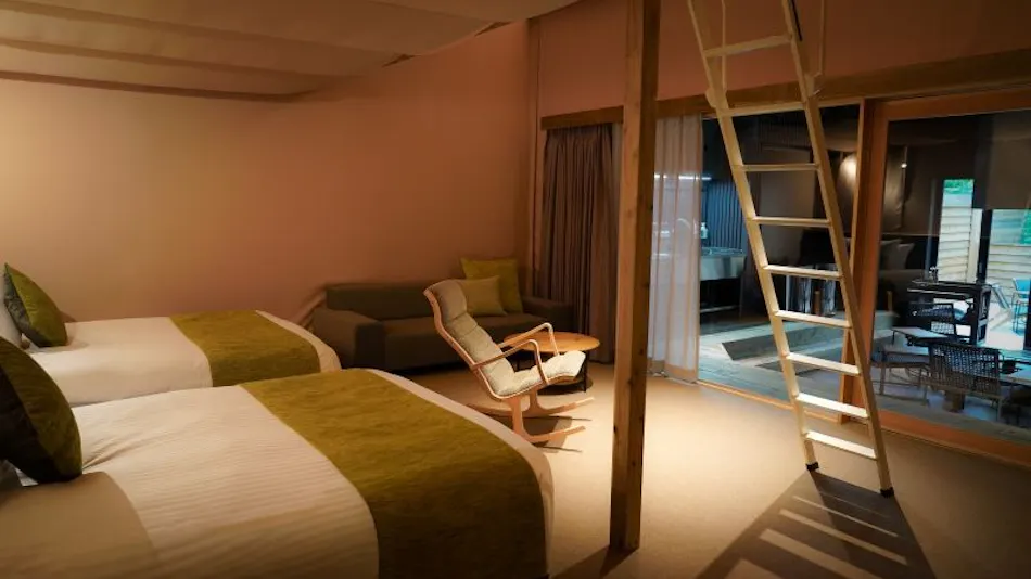 THE BASE GLAMPING ATAMI PREMIER