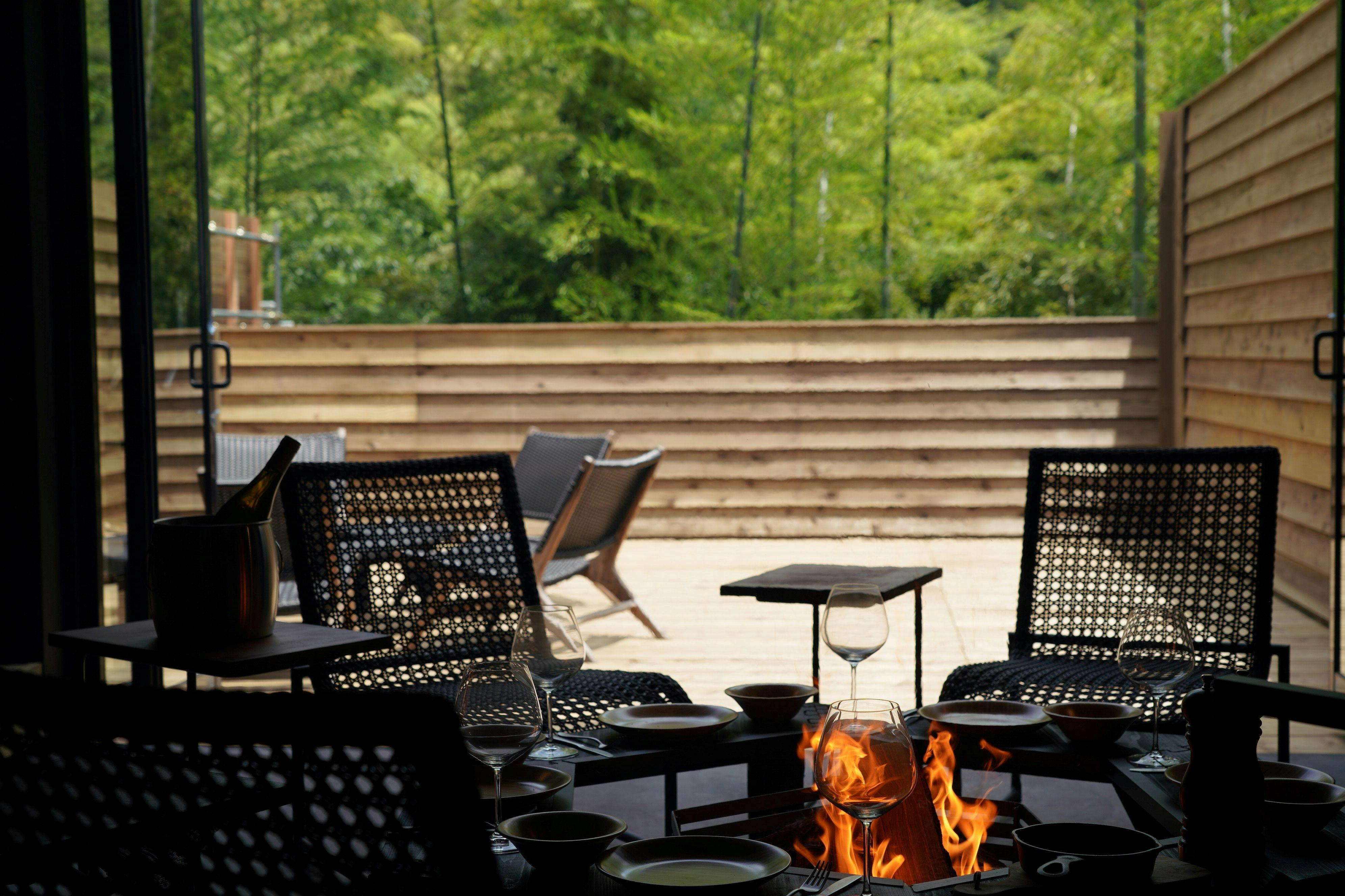 THE BASE GLAMPING ATAMI PREMIER