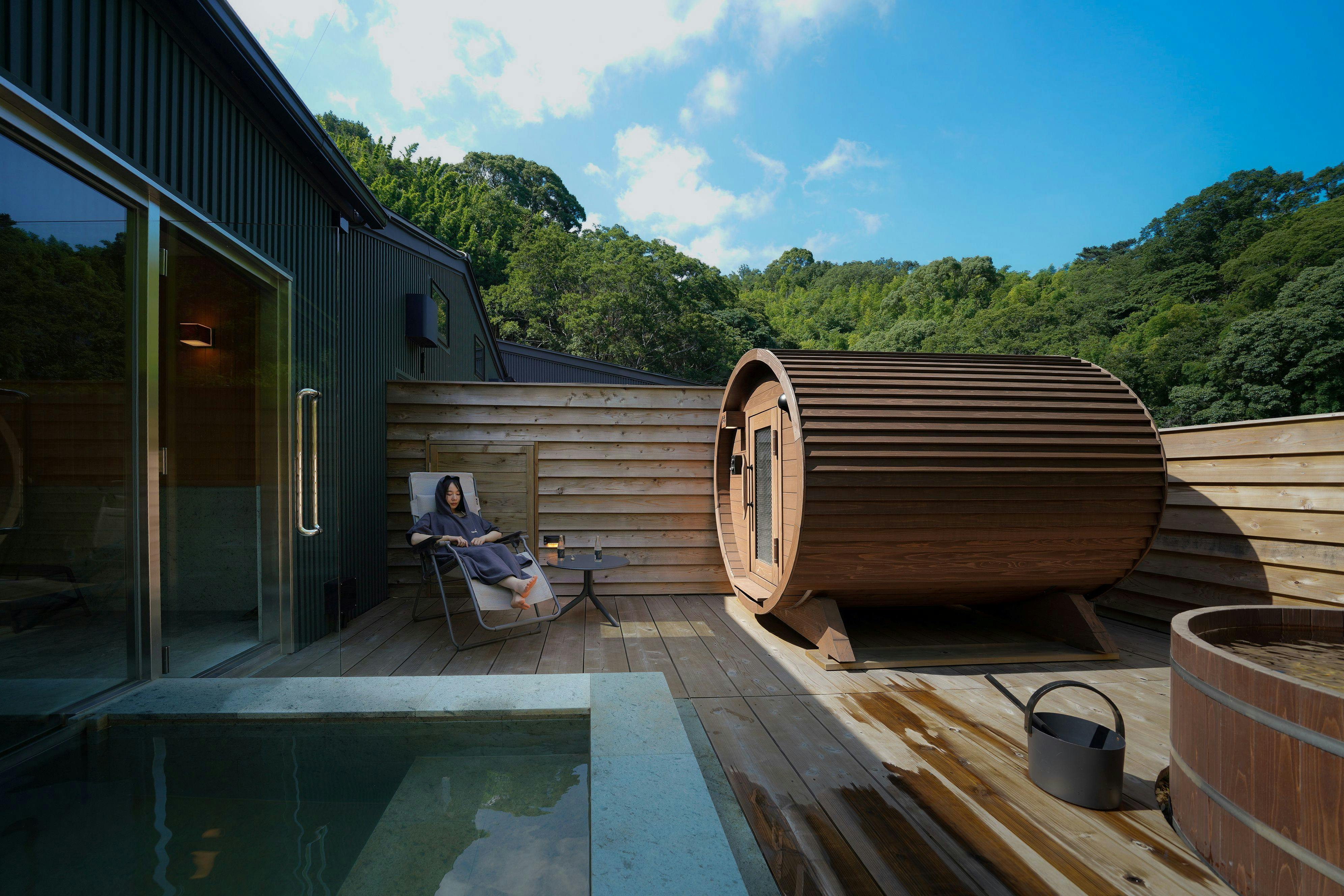 THE BASE GLAMPING ATAMI PREMIER