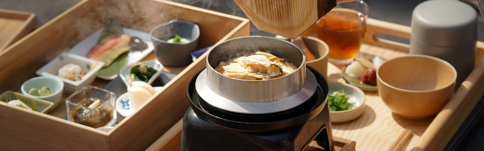 THE BASE GLAMPING ATAMI PREMIER