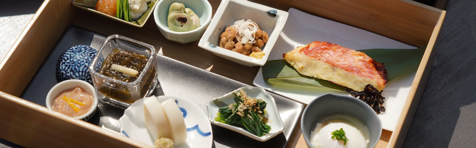 THE BASE GLAMPING ATAMI PREMIER