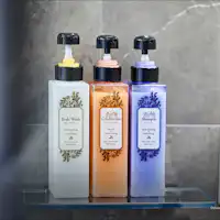 แชมพูและครีมนวดเป็นแบบปั๊มตั้งโต๊ะ ใช้งานง่าย