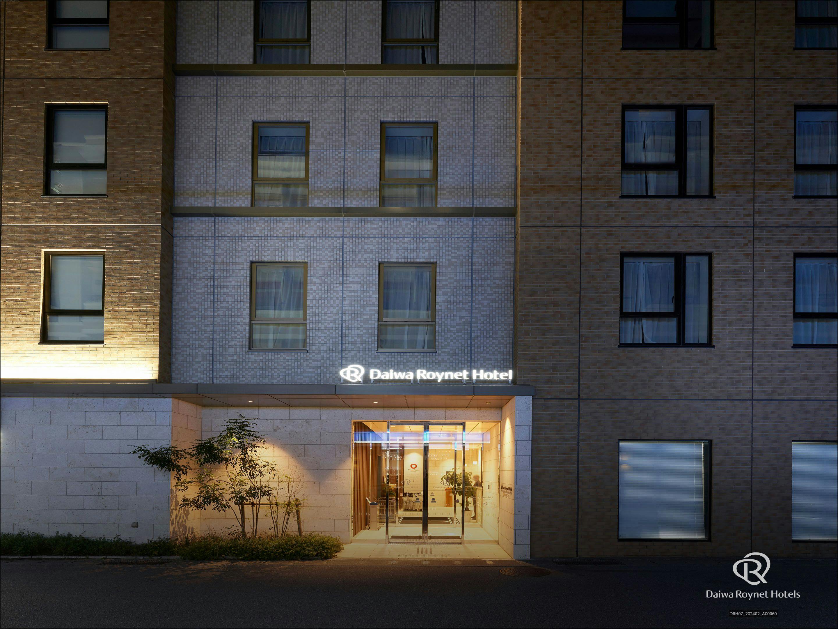 アネックス棟外観（正面）