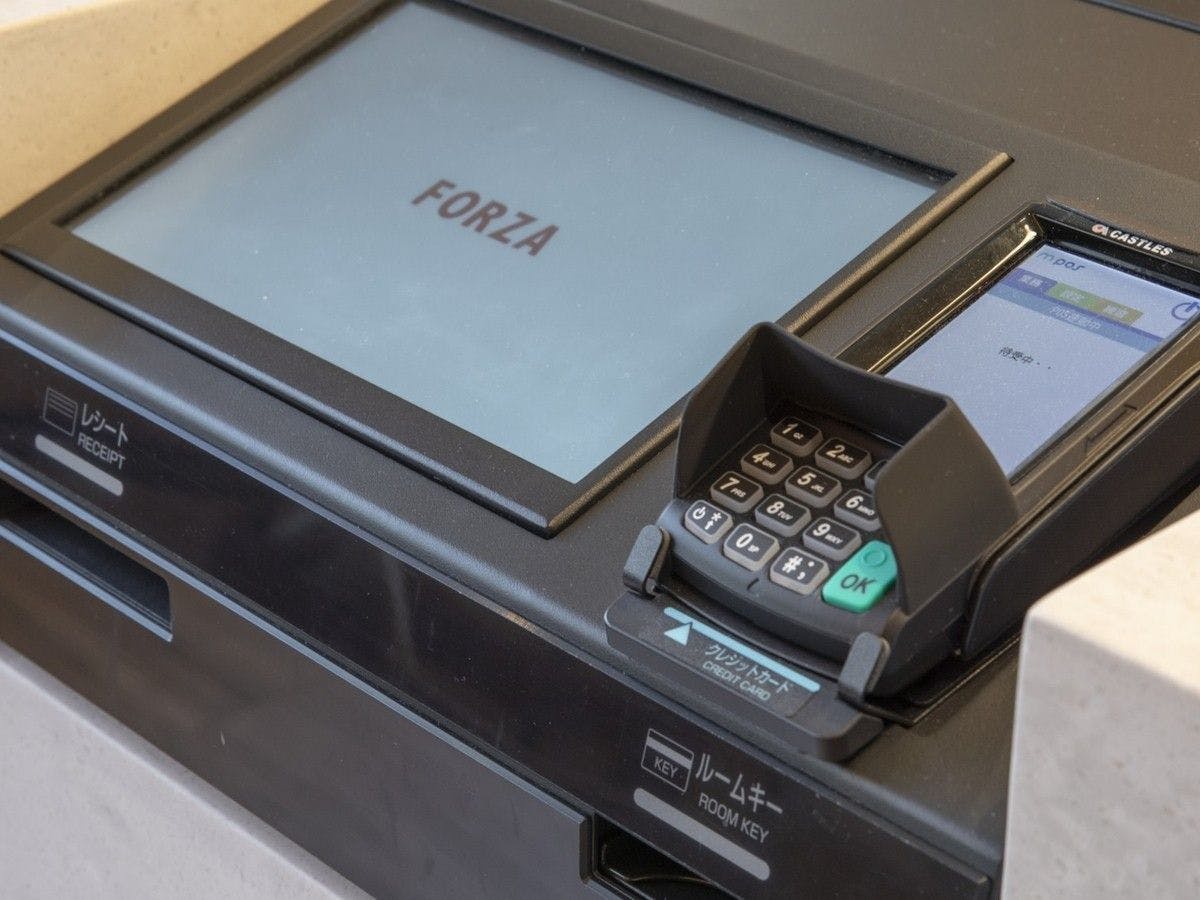 Mesin Check-in Otomatis