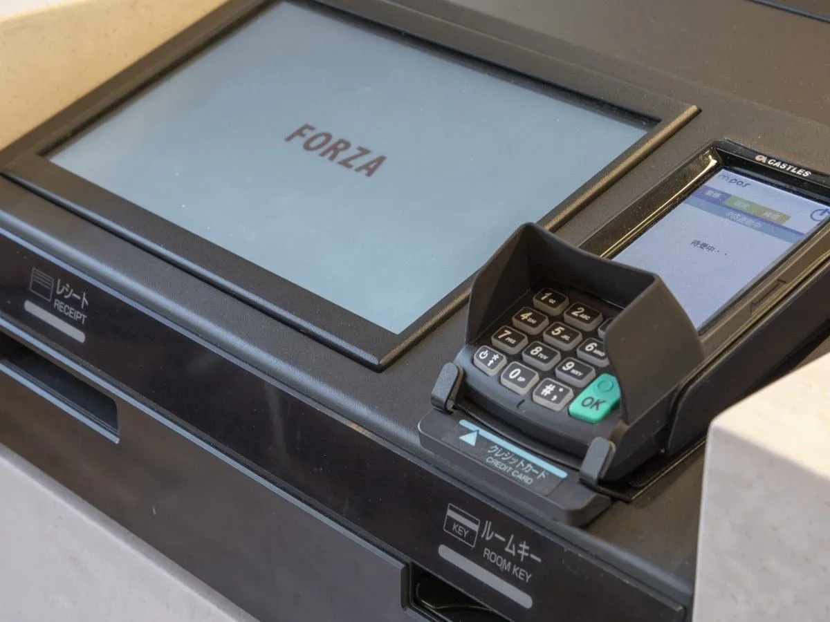 Mesin Check-in Otomatis