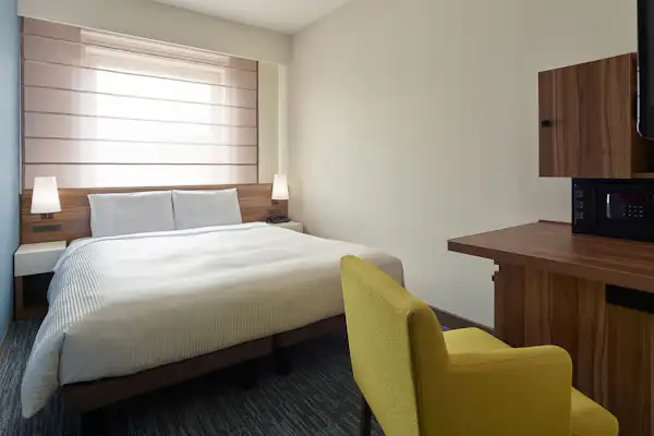 สแตนดาร์ด ควีน