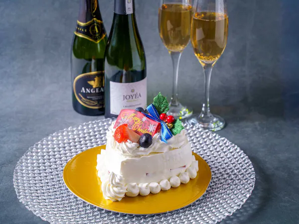 【事前決済/返金不可】大切なひとと聖なる夜を-クリスマスケーキ&スパークリングワイン付き(食事なし)