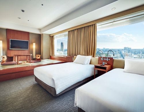 ユニバーサルツイン