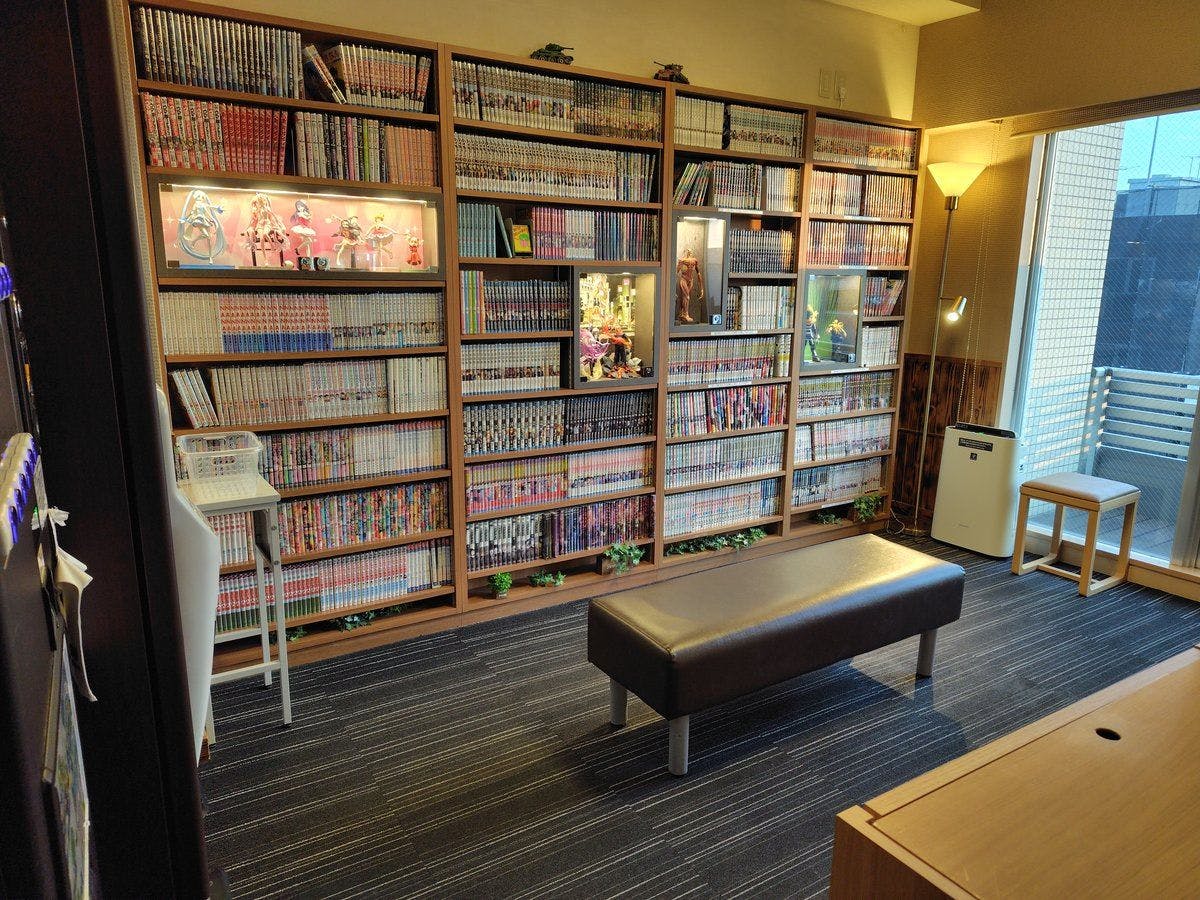 เพิ่มมุมหนังสือการ์ตูนชั้น 9 อีกประมาณ 500 เล่ม!