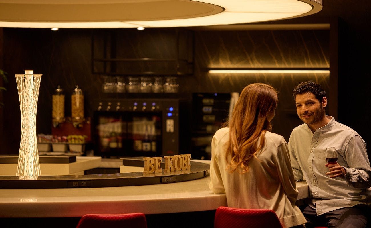 バー利用の方限定で、フリースナックも！