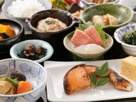 ホテル龍名館東京