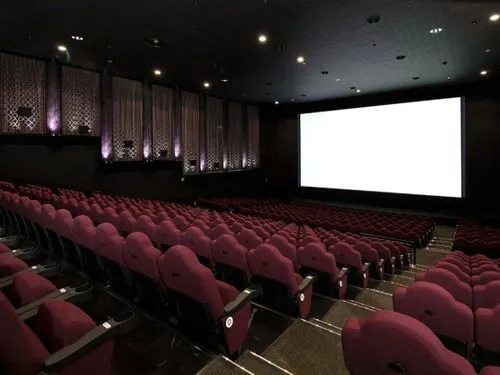 ニューオータニイン横浜プレミアム 映画チケット付 大好きな映画を横浜で観よう 横浜ブルク13 映画チケット 朝食付 禁煙 街側デラックスダブル 1名 最上階 エアウィーヴ 宿泊予約は 一休 Com