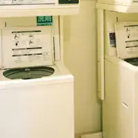 ร้านซักผ้าหยอดเหรียญ