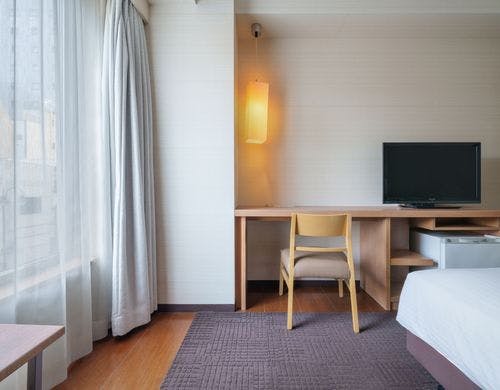 客室／バスルーム（清潔感のあるお風呂）