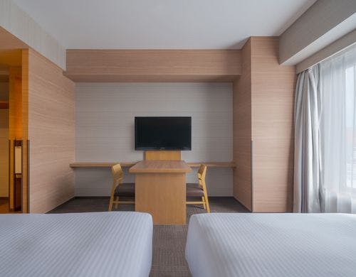 客室／バスルーム（清潔感のあるお風呂）