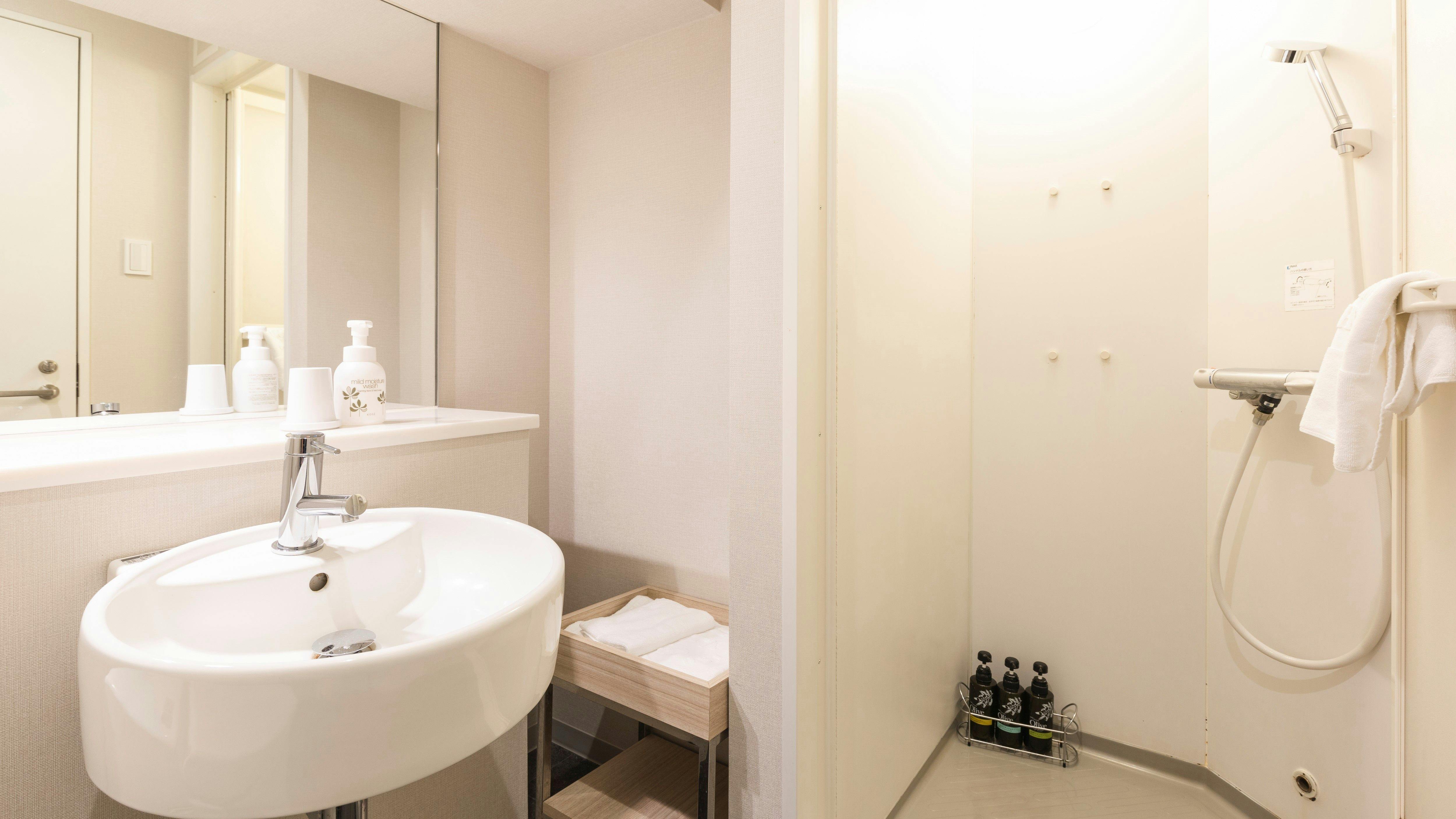 Kamar Single Express dengan kamar mandi