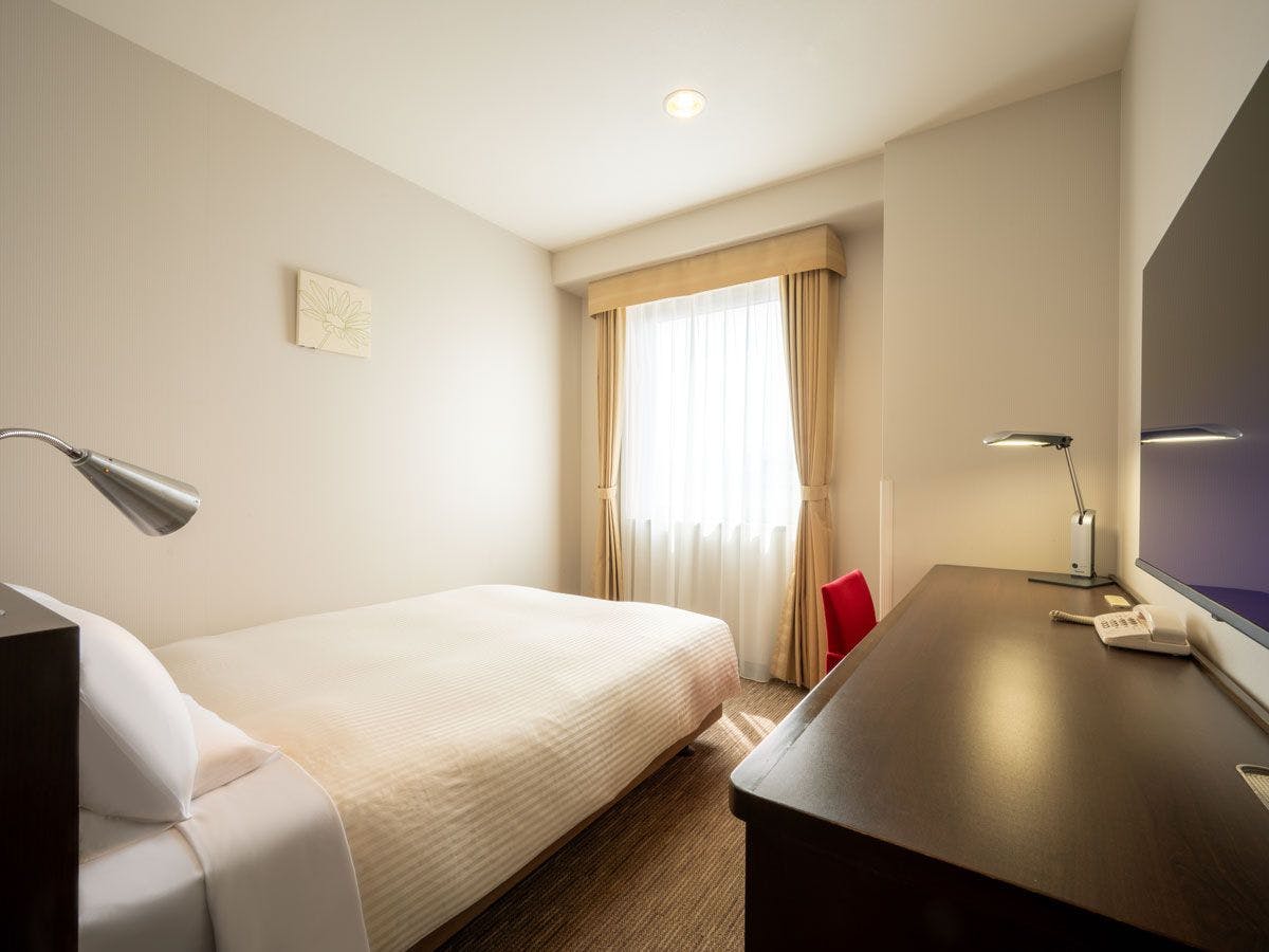 JR-East Hotel Mets Fukushima