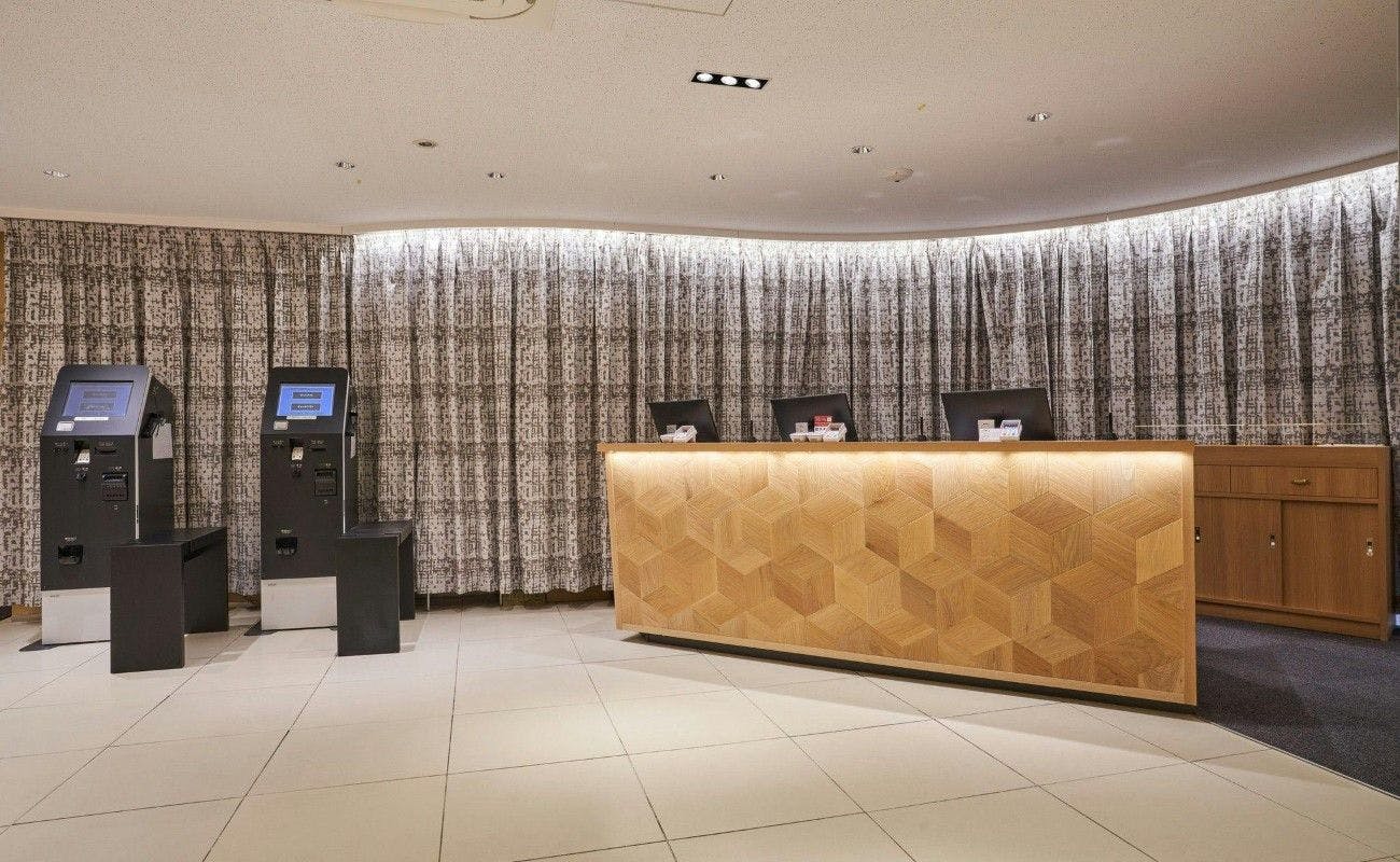 ชั้น 1 แผนกต้อนรับ