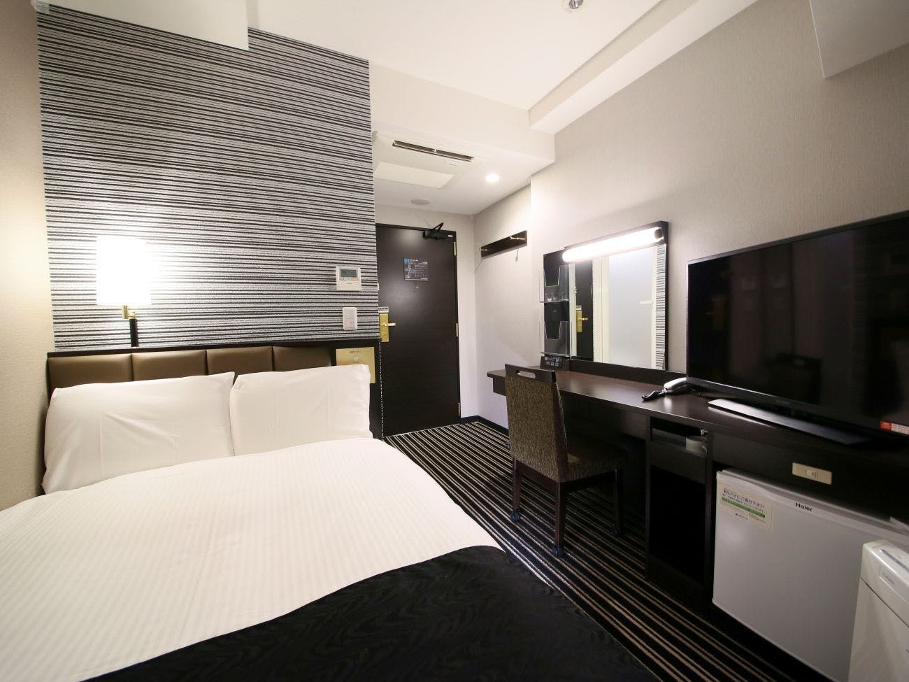 地下ダブルルーム