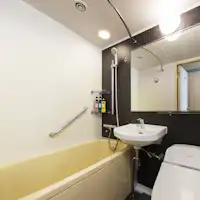 〔バスルーム一例〕