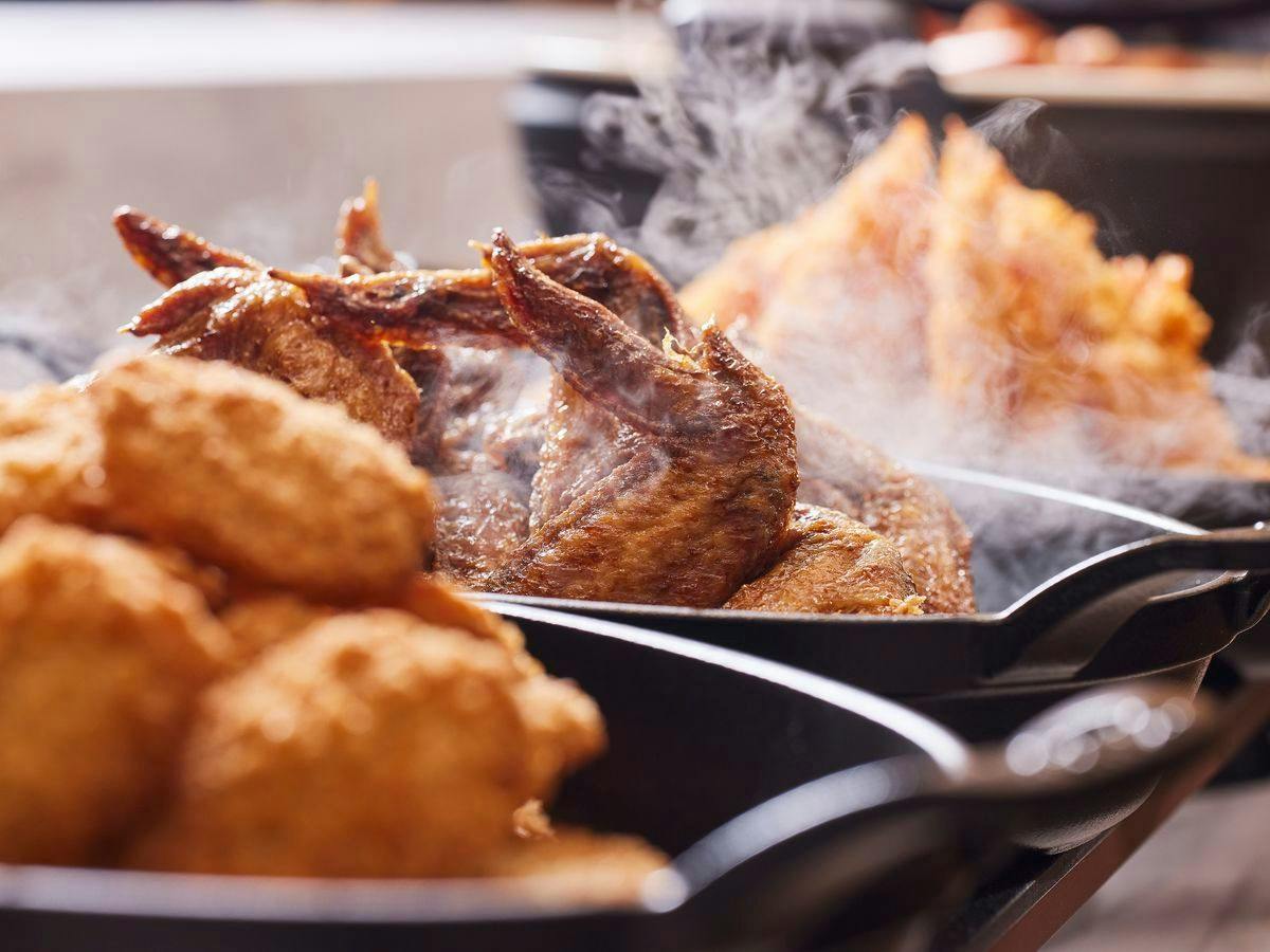 【早期割28／朝食付き】＜リニューアル客室確約＞早期予約でオトクな価格！※27日前から返金不可